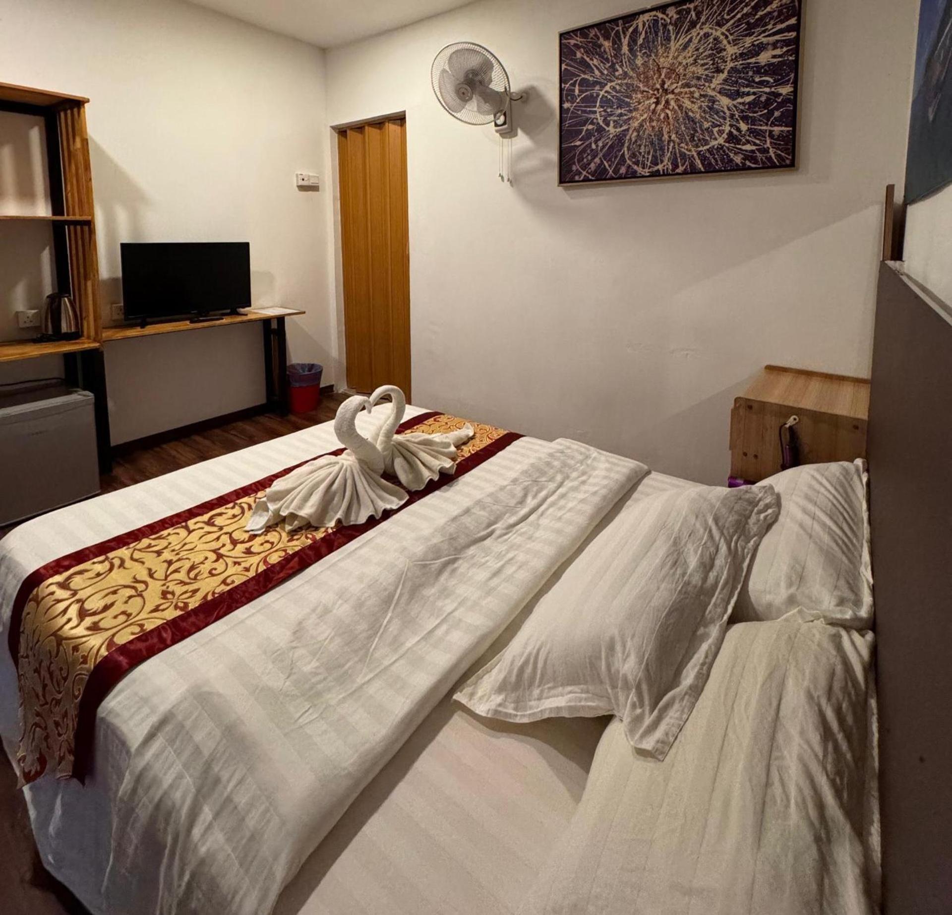 The Barat Perhentian Villa Kampong Pasir Hantu Exterior photo